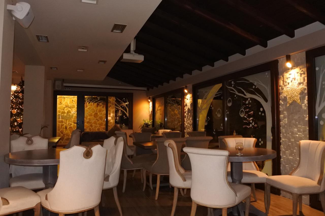 Hotel Konaki Arnea Buitenkant foto