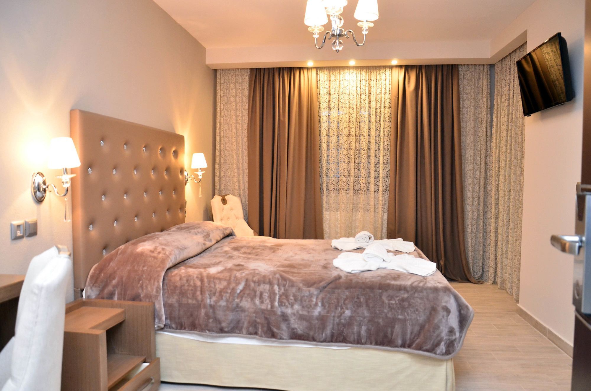 Hotel Konaki Arnea Buitenkant foto